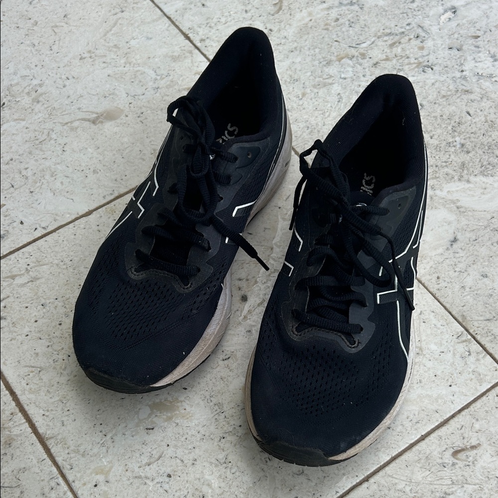 ASICS Men's Black Athletic Shoes